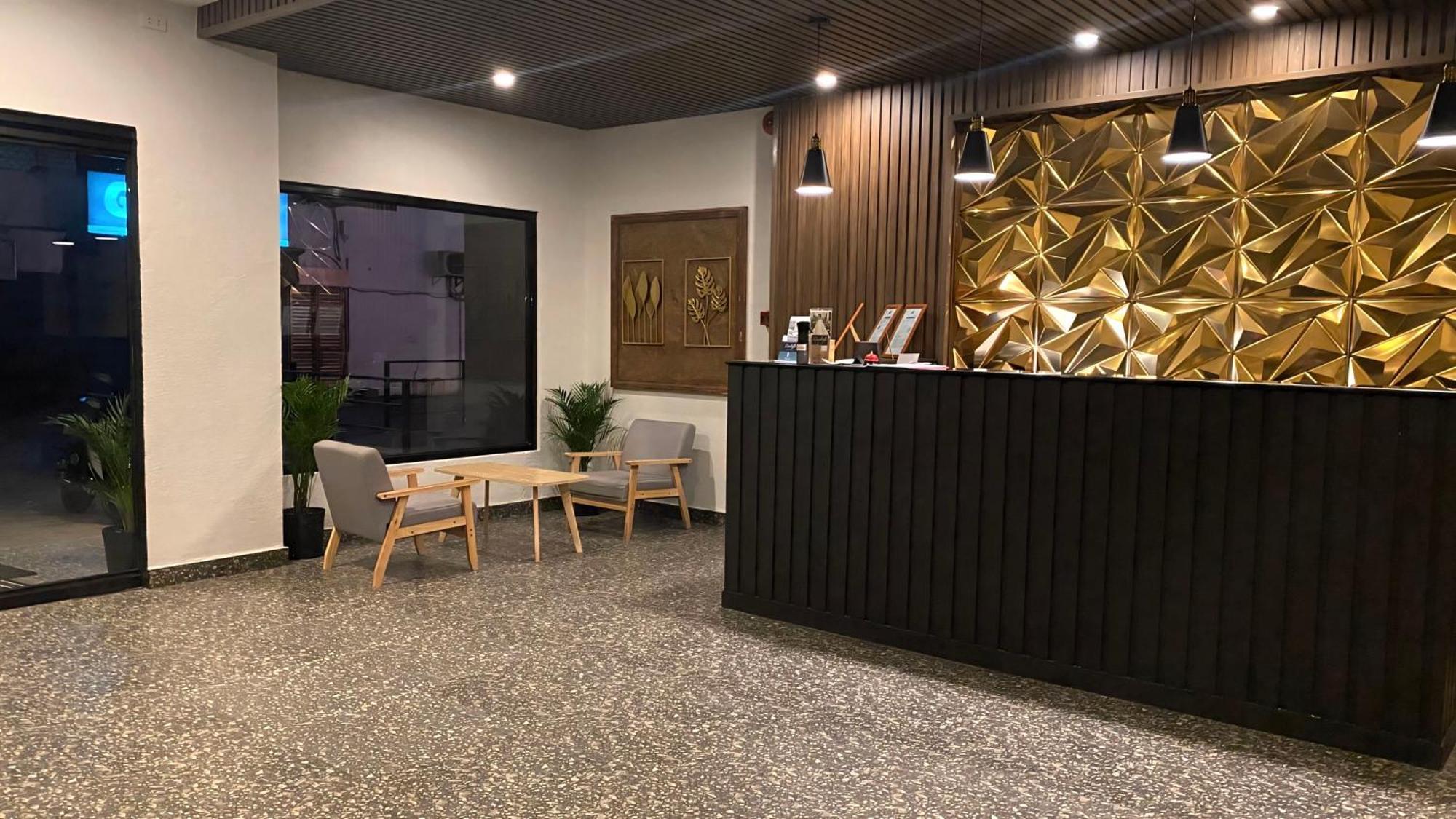 Rudolfo Suites Roxas City Exteriér fotografie